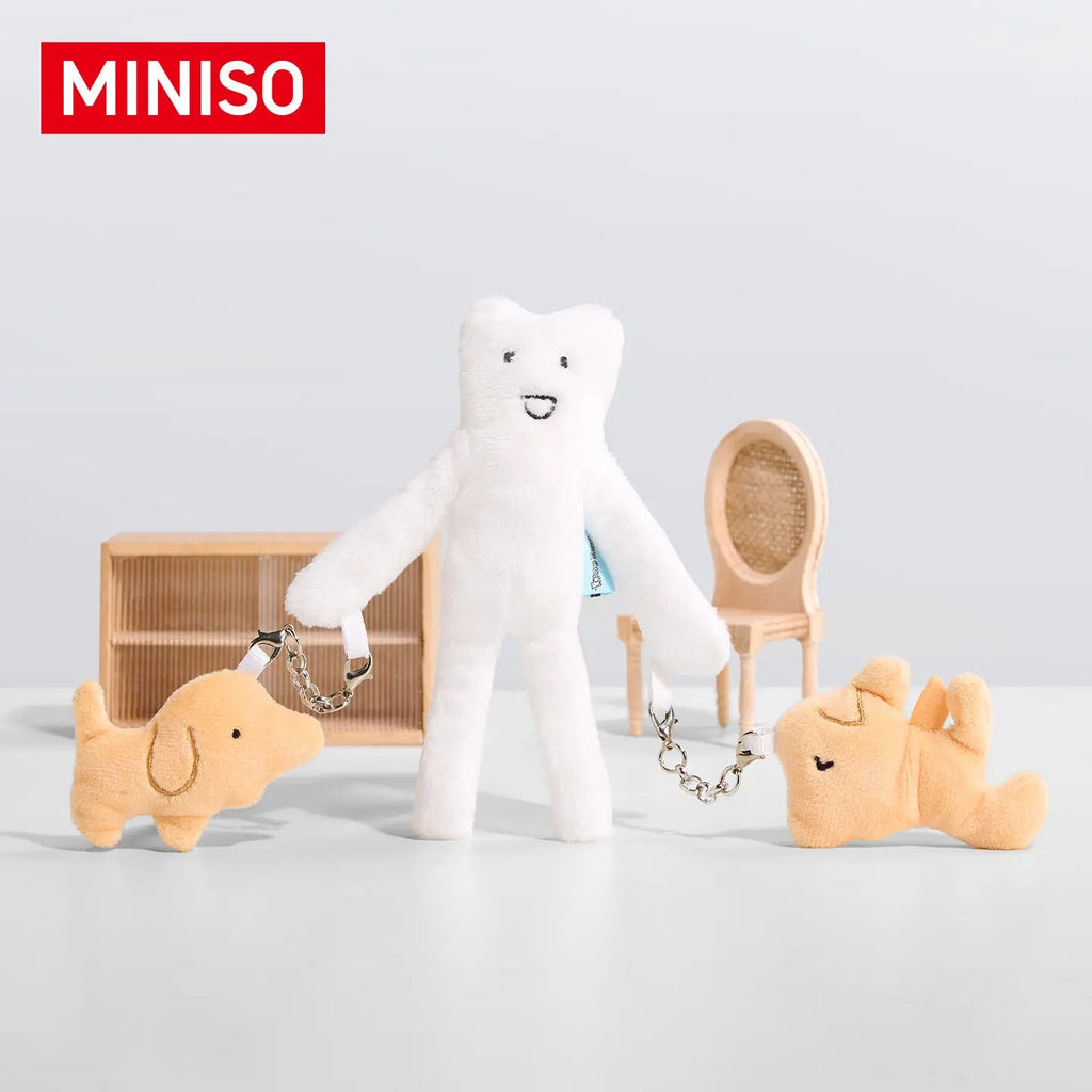 MINISO Stretch Cat Plush Doll - Qootoy - Hong Kong Ying Yue Development Limited