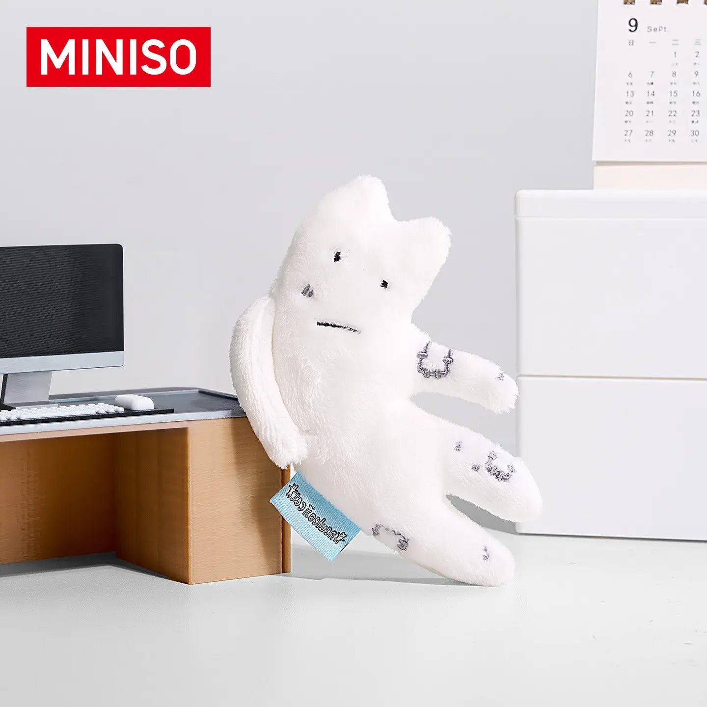 MINISO Stretch Cat Plush Doll - Qootoy - Hong Kong Ying Yue Development Limited